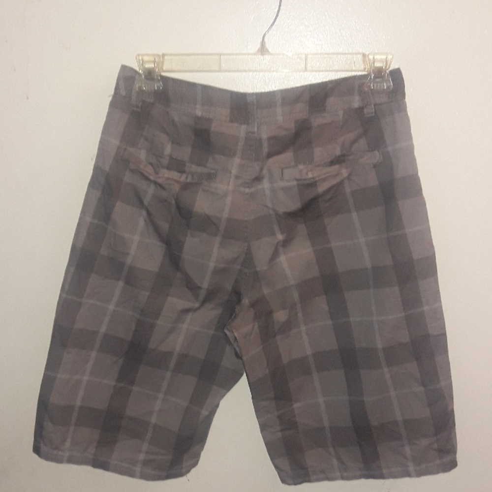Shorts - Picture 5 of 7